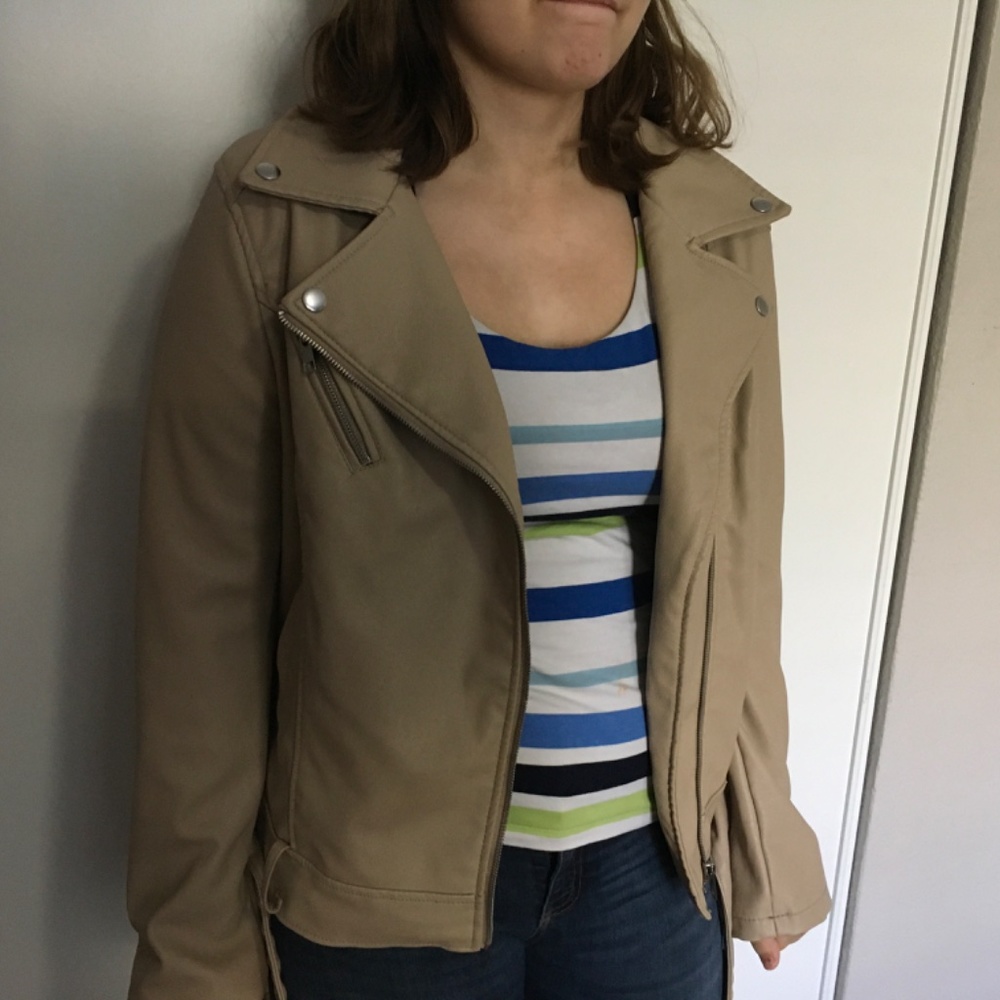 Forever 21 Jacket - Picture 3 of 3